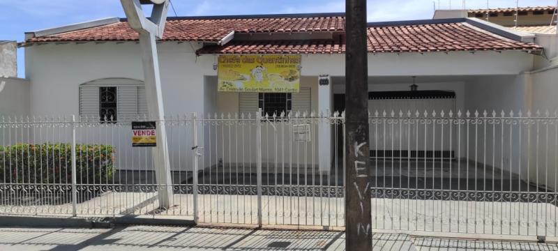 Residência – centro – Adamantina – R$ 390.000,00