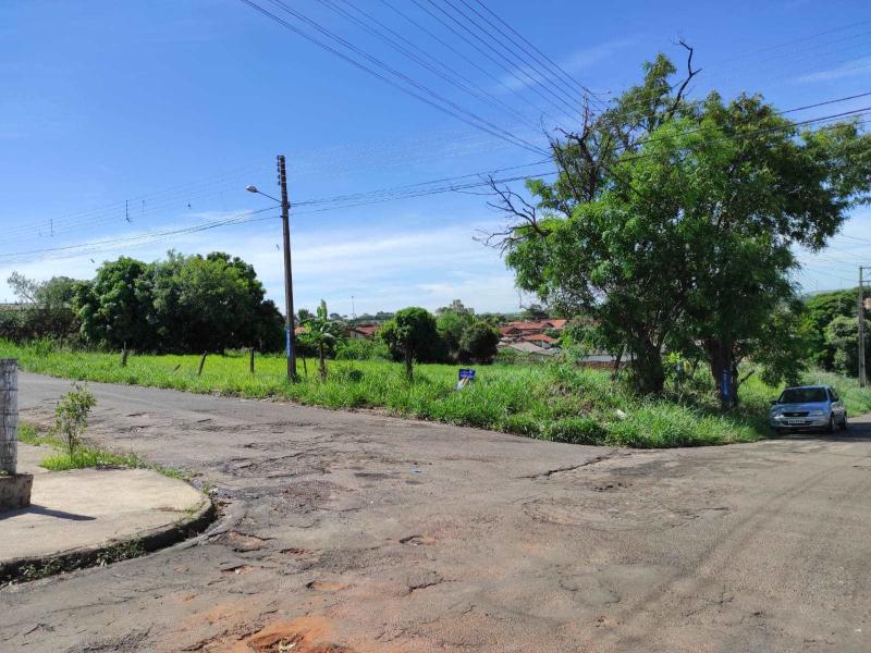 Terreno Jardim Brasil -Adamantina – R$ 70.000,00