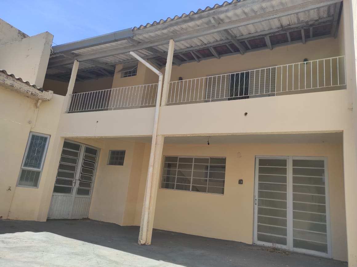 Duas Residências – Vila Cicma – centro – R$ 330.000,00